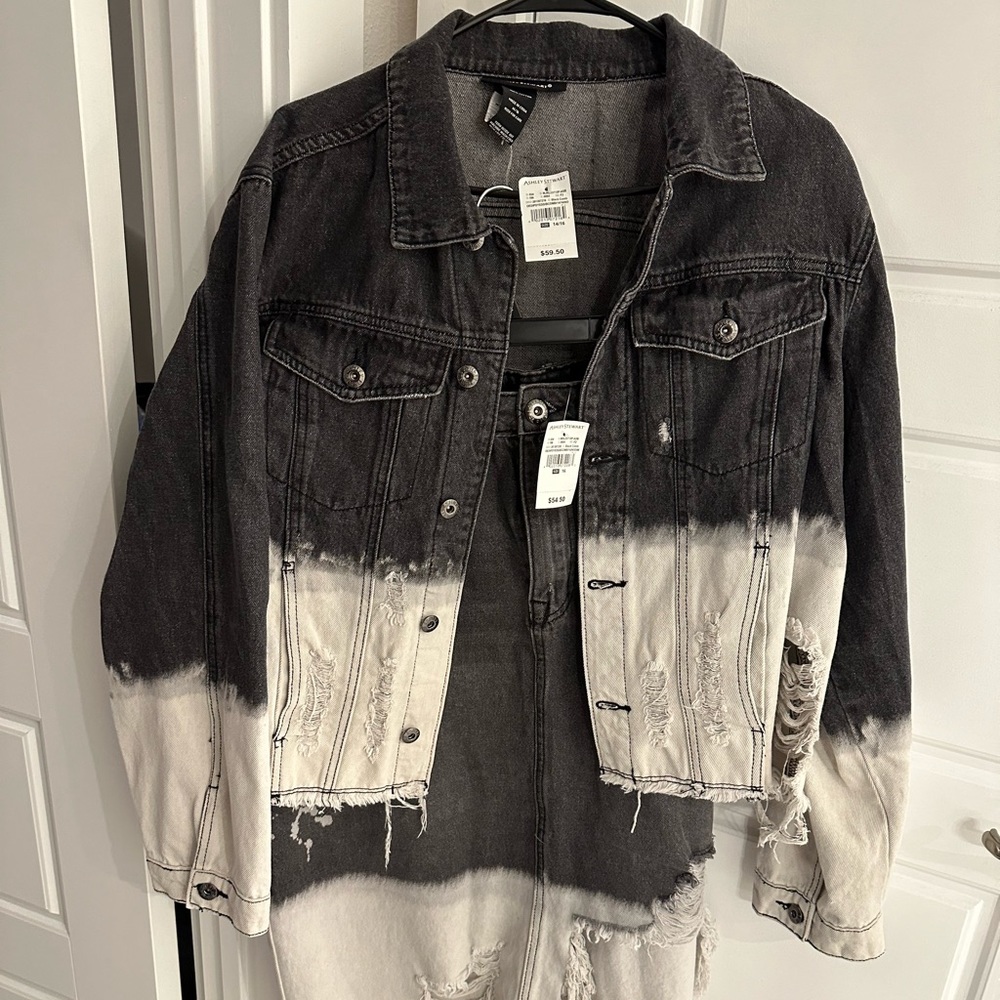 NWT 2piece denim black & white jean set. Jacket and skirt destressed size 14/16